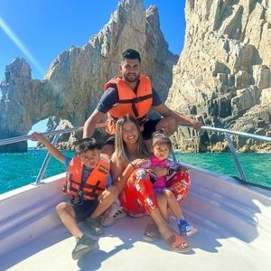 Meet your Posher, Luis